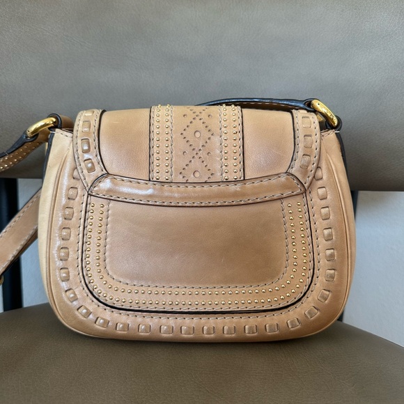 Gucci Tan Snaffle Bit Small Crossbody Bag with Gold Hardware Brogue - Picture 6 of 12